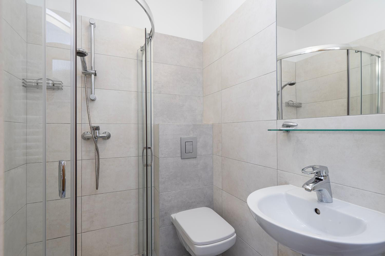 Bathroom, Pensjonat Pirat, Puck