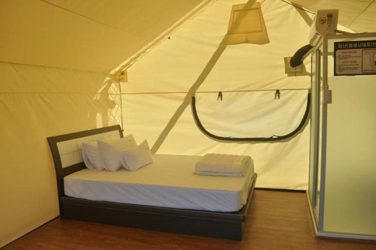 Bedroom 2, Goseong Polaris Glamping, Goseong