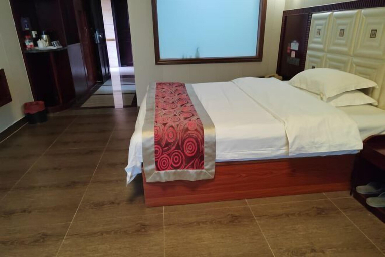 Bedroom, Hongli Business Hotel, Hainan