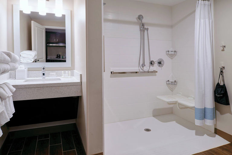 Bathroom 3, TownePlace Suites by Marriott Jackson, Jackson