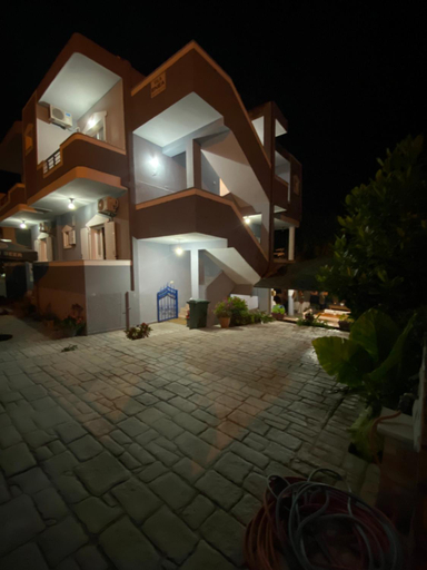 Others 2, Guest House Enea, Sarandës