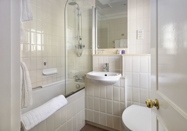 Bathroom 5, Berkeley Square Hotel, Bristol