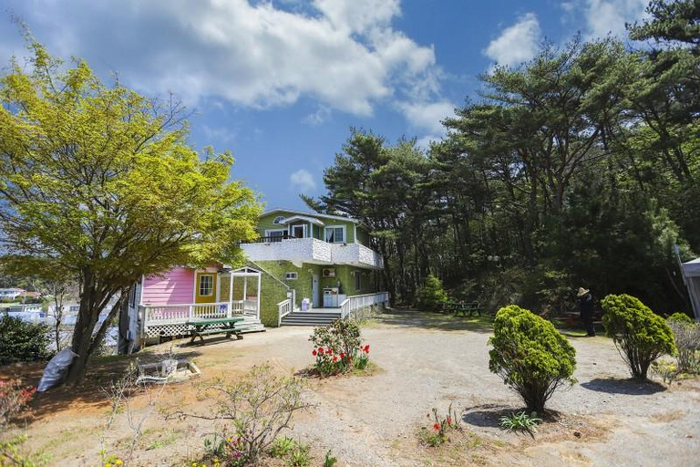 Others 2, Taean (Anmyeondo) Baram Fragrance Pension, Taean