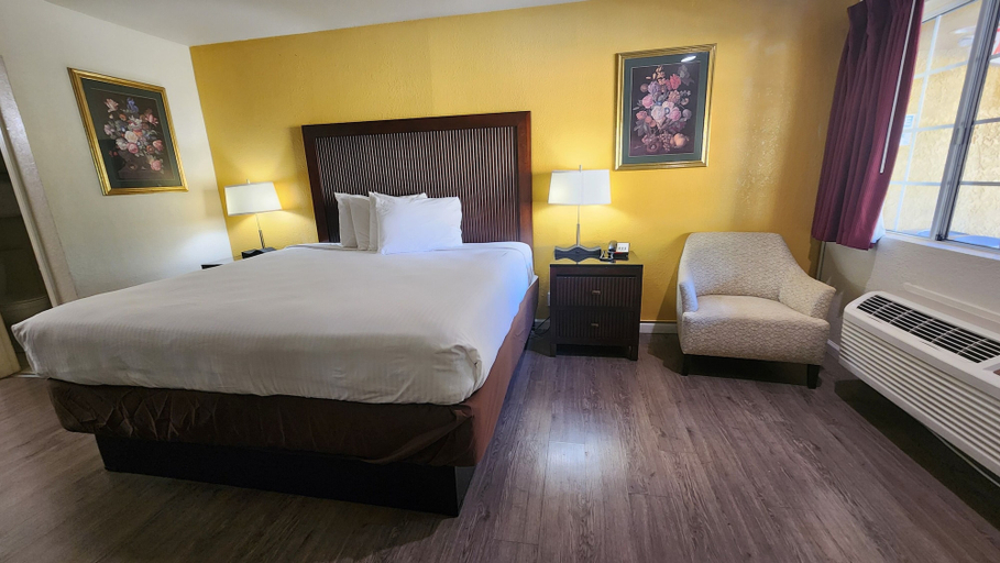 Bedroom 3, Mission Inn and Suites, Alameda