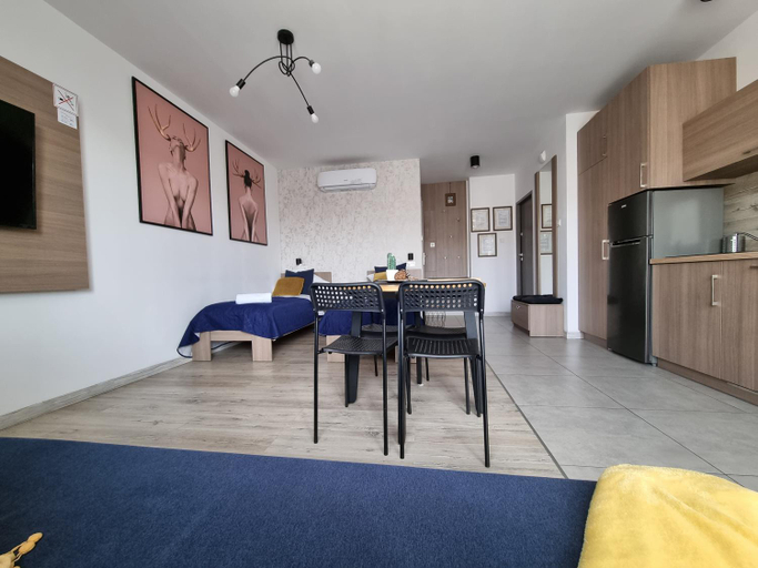 Dining Room 12