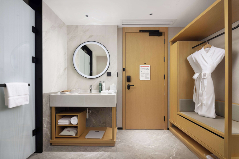 Bathroom 4, Hilton Garden Inn Dali Ancient City, Dali Bai