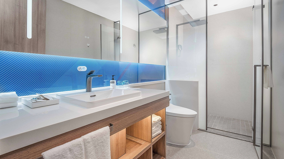 Bathroom 5