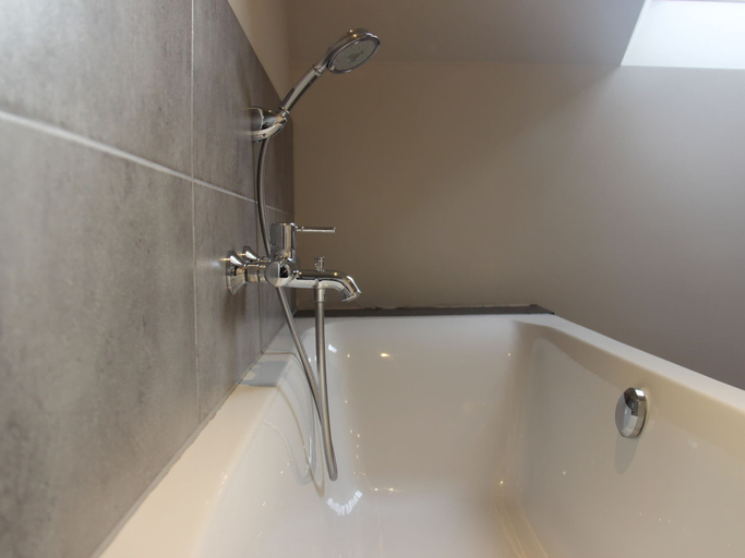Bathroom 3, Peaceful Peer Holiday Home, Limburg