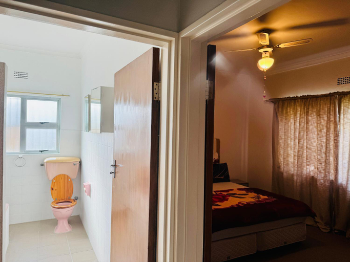 Others 4, Leisure Lodges selfcatering accommodation Parow, City of Cape Town
