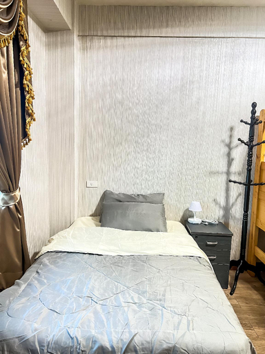 Bedroom 13