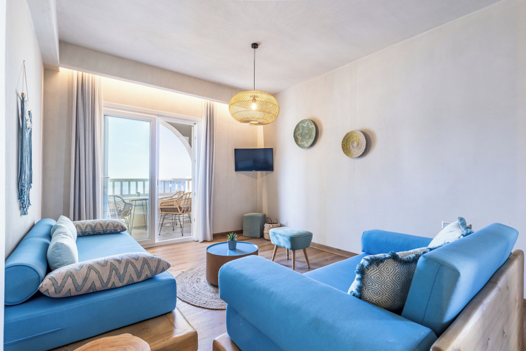 Others 5, Sunrise Village, Thessaly