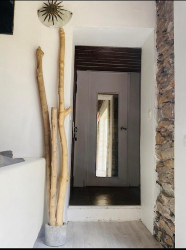 Others 2, Surf House dans quartier de Standing entre mer et vignes, Var