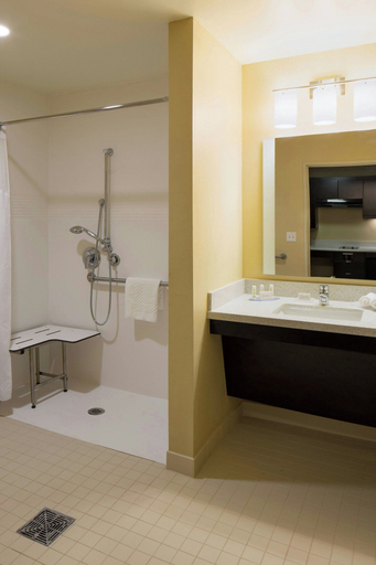 Bathroom 4, TownePlace Suites by Marriott Austin Round Rock, Travis