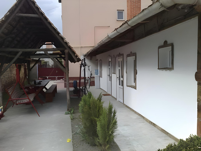 Others 2, Guest Accommodation Azucki, Bečej