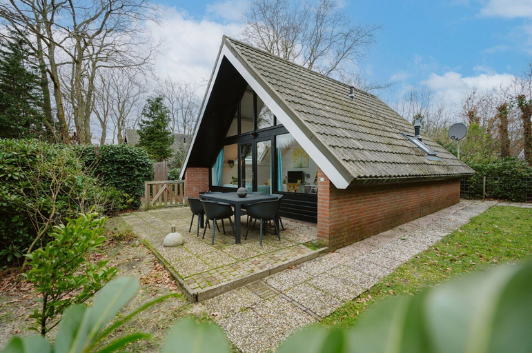 Exterior, Comfortably Furnished Holiday Home by the sea, Goedereede