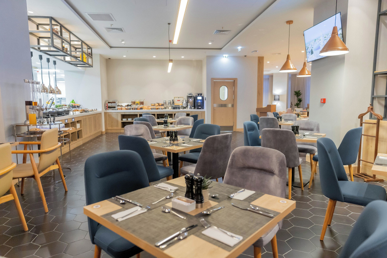 Food & Drinks 5, Hilton Garden Inn Baku, Baku