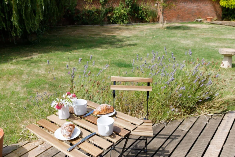 Others 5, Secluded Rural Retreat Close to Beach - Sleeps 12, West Sussex