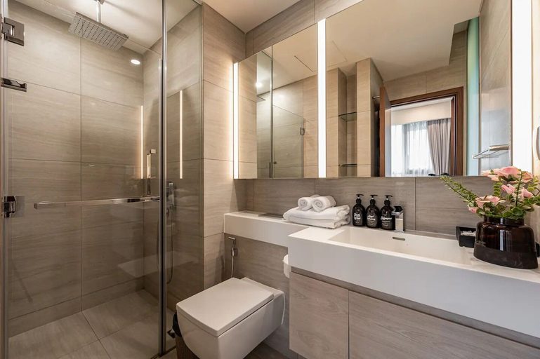Bathroom 14