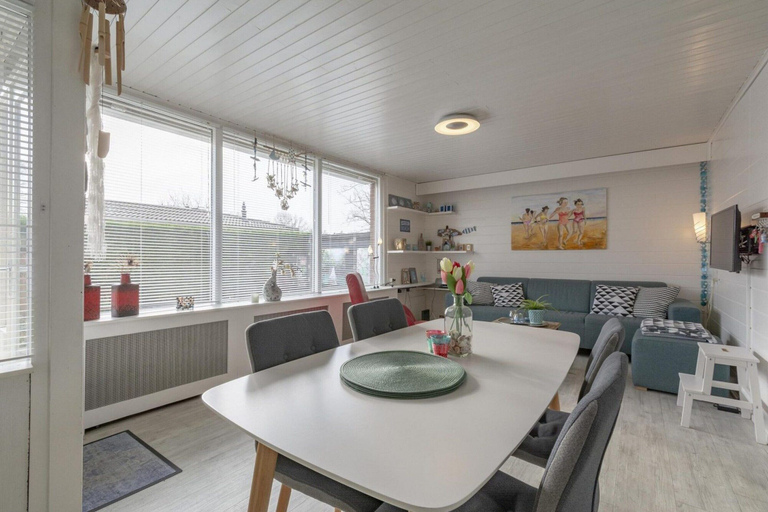 Dining 2, Attractive Holiday Home With Garden, Zijpe
