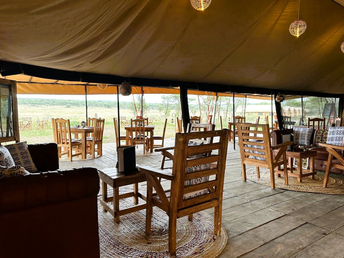Food & Drinks 5, Africa Safari Serengeti Kusini, Meatu