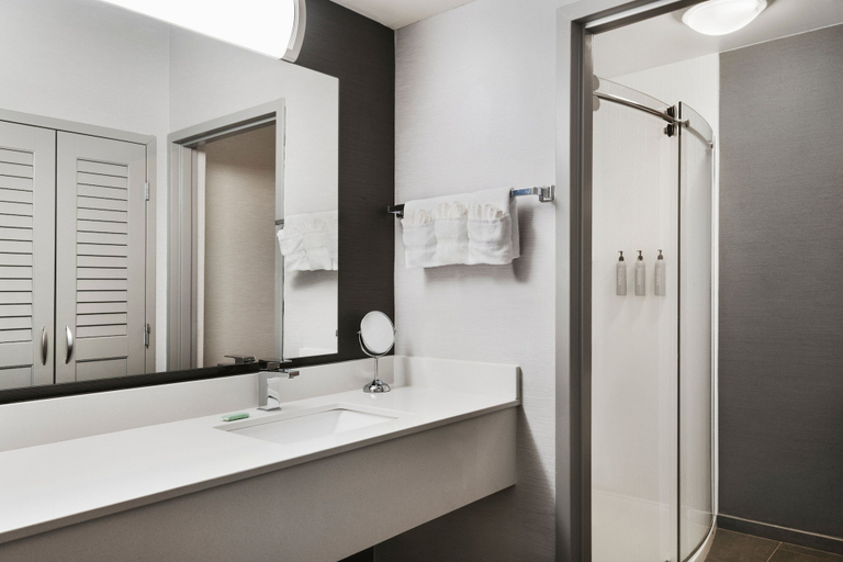 Bathroom 4, Courtyard by Marriott Burlington, Alamance
