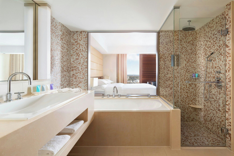Bathroom 4