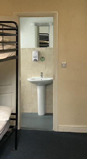 Others 5, Soli Hostel, Staffordshire