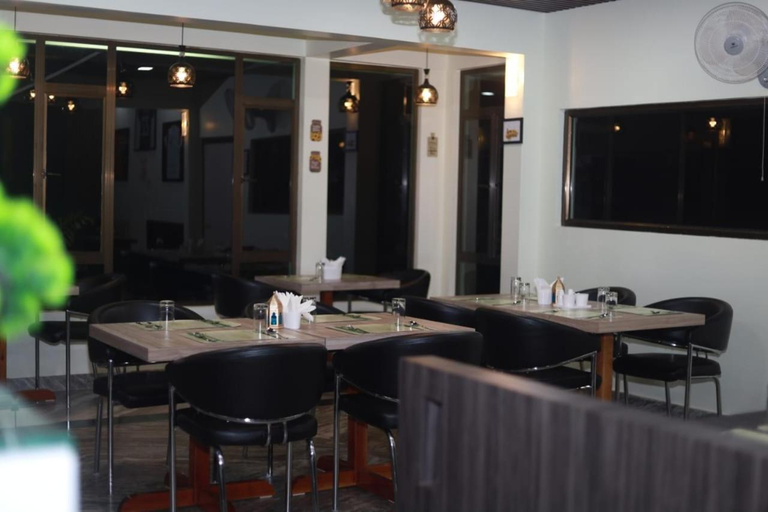 Food & Drinks 5, Emmonlang Resort, East Khasi Hills