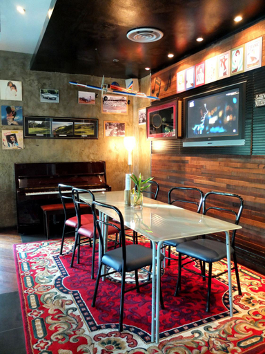 Food & Drinks 5, The Mark's Lodge, Sandakan