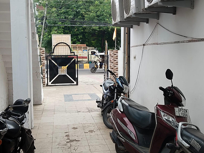 View 3, Wood Stock Homestay, Lucknow