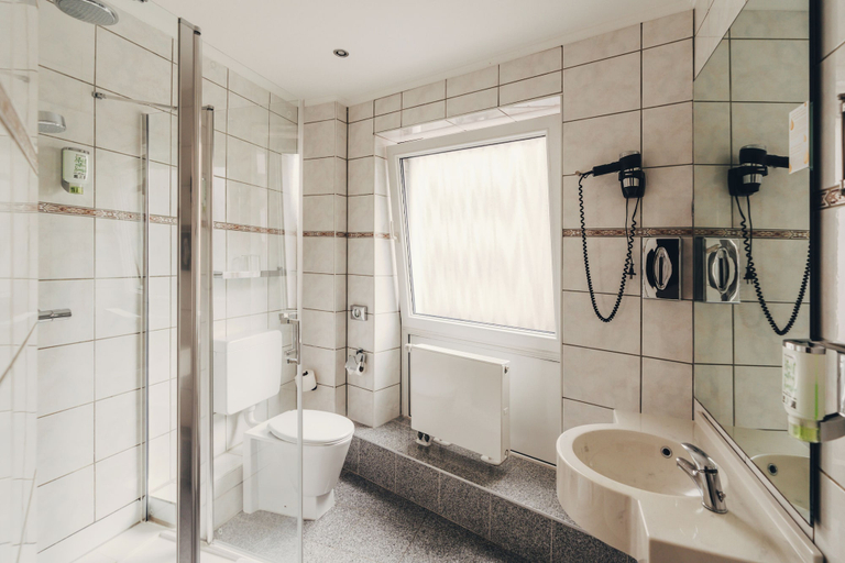 Bathroom 5, Boutique Hotel Berial Düsseldorf, Düsseldorf