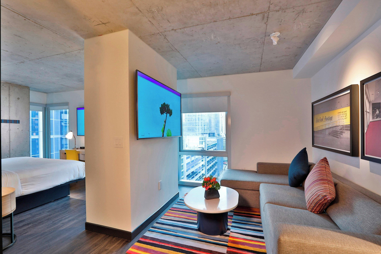 Bedroom 3, Aloft by Marriott Chicago Mag Mile, Cook