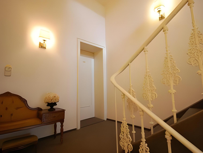 Others 3, Das Kleine Hotel in ruhiger Stadtlage, Wiesbaden