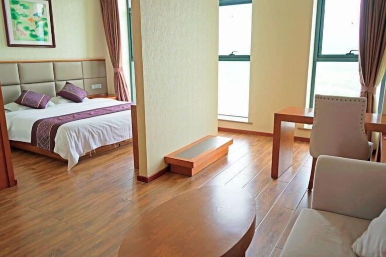 Bedroom 3, Guanlan International Hotel, Weihai