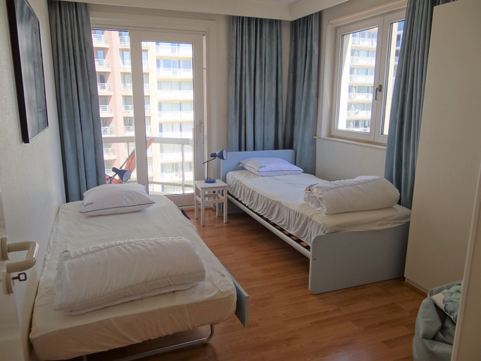 Bedroom 2, Apartment in Nieuwpoort Near the Beach, West-Vlaanderen