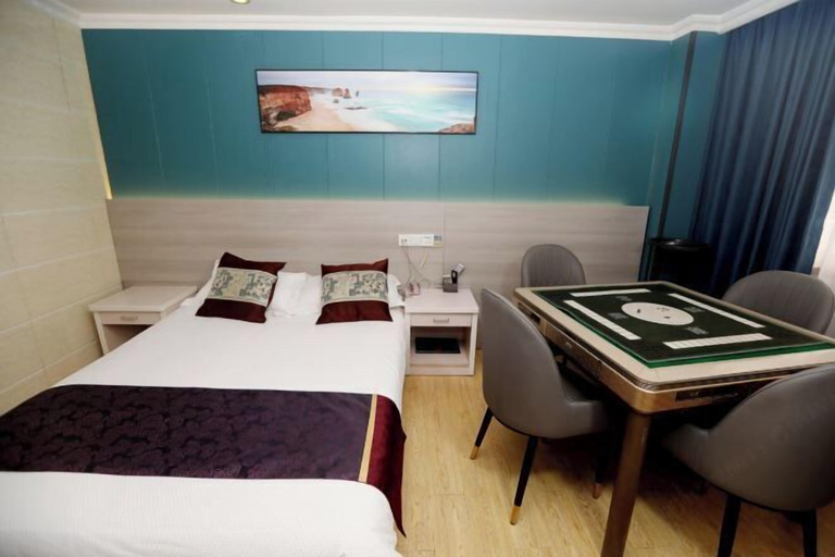 Bedroom 3, Changsheng Hotel, Nanjing