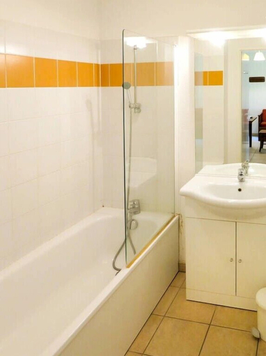 Bathroom, Terres de France - Domaine de Claire Rive, Lot