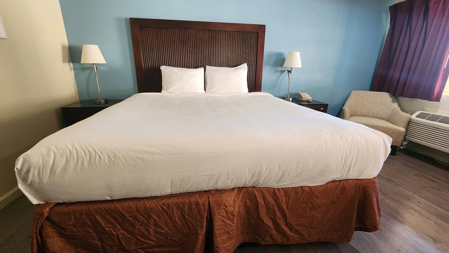 Bedroom 27