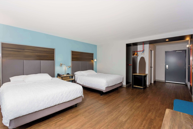 Bedroom 3, Tru By Hilton Panama City Beach, Bay