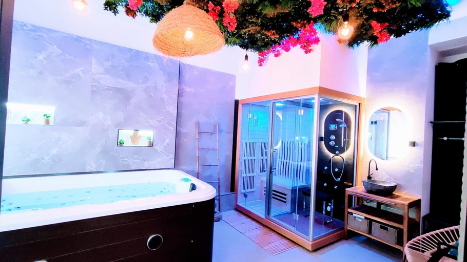 Bathroom 2, KosyKasa SPA, Alpes-Maritimes