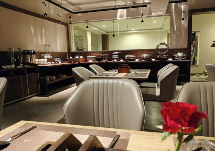 Food & Drinks 5, Zip By Spree Hotels Shirdi, Ahmadnagar