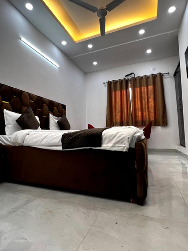 Bedroom 2, Hotel Trending Stay, Delhi