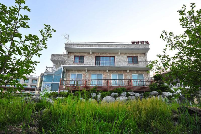 Others 3, Goseong Geumgung Pension, Goseong