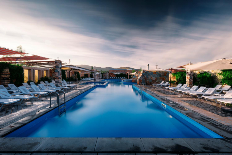 Others 1, Maria Resort