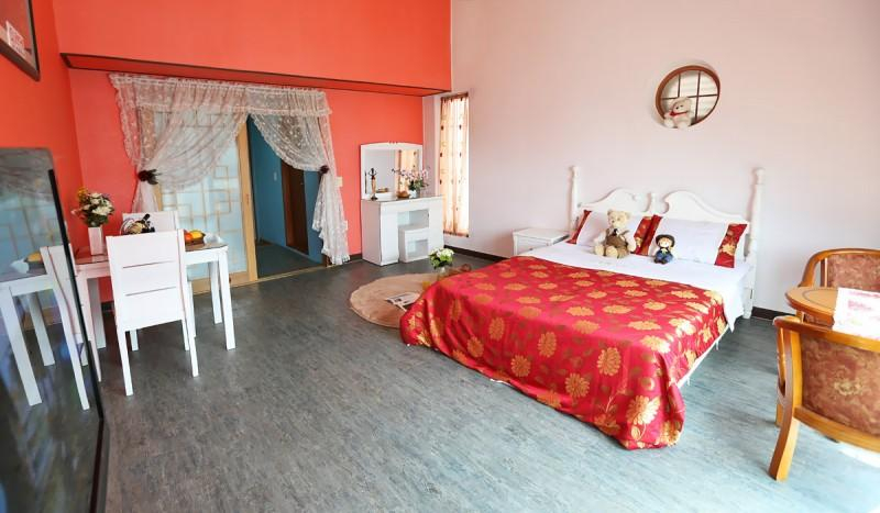 Bedroom 4, Taean Anmyeondo Silver Wave Pension, Taean
