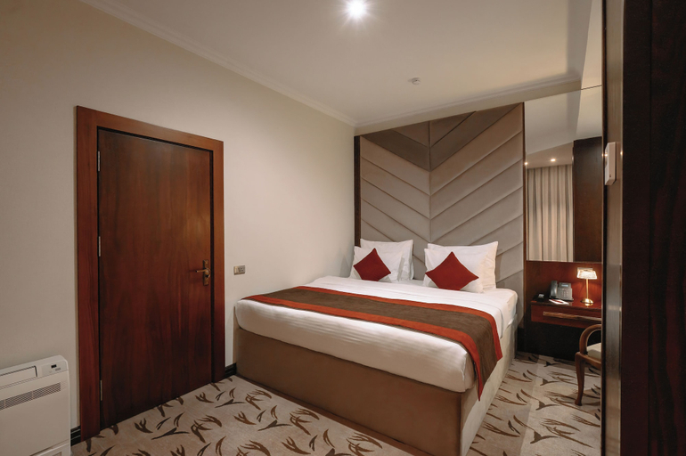 Bedroom 3, Azimut Hotel Tashkent, Tashkent City