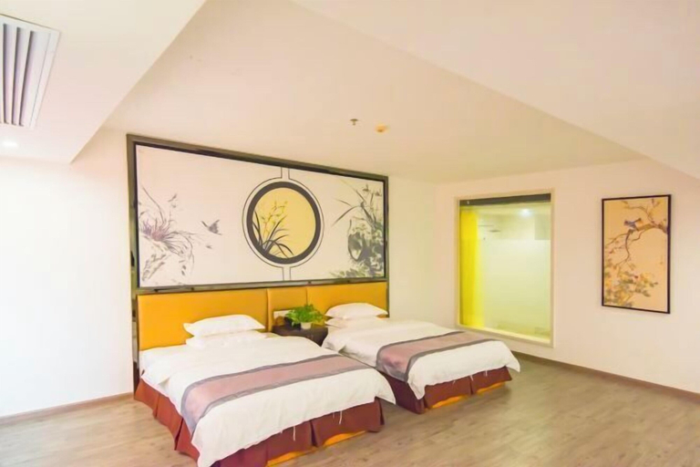 Bedroom 2, Tongjing Hotel, Shaoguan