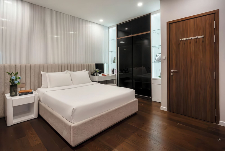 Bedroom 13