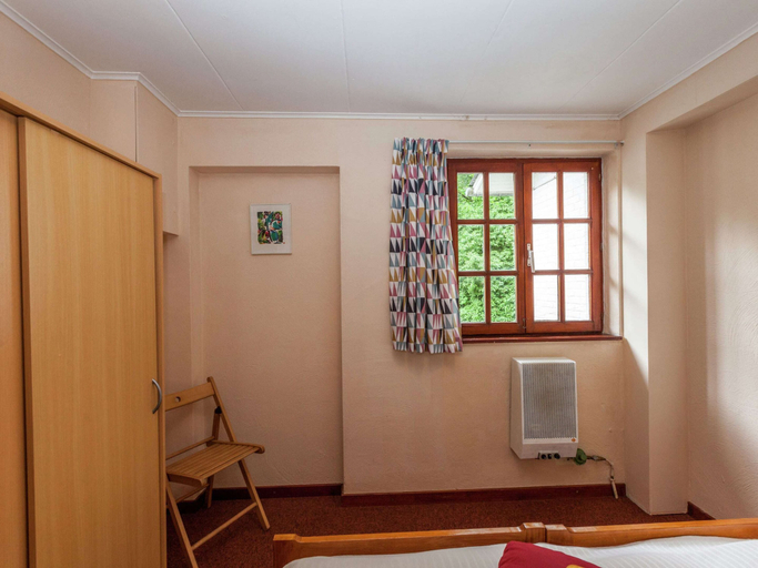 Bedroom 3, Peaceful Bohon Apartment, Luxembourg