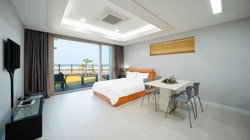 Bedroom 3, Pohang The Cape Pension, Pohang